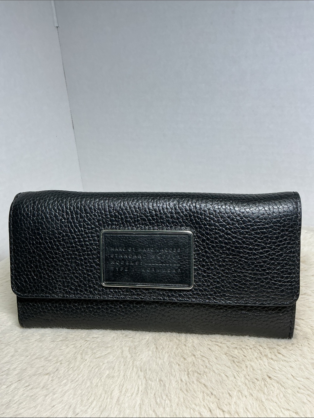 Marc by Marc Jacobs Standard Supply Leather Trifold Long Wallet Black EUC